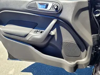 Ford Fiesta 2014 SE 4dr Sedan