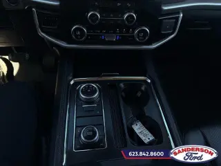 Ford Expedition 2024 4x4 XLT 4dr SUV