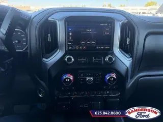 GMC Sierra 1500 Limited 2022 4x4 SLT 4dr Crew Cab 5.8 ft. SB