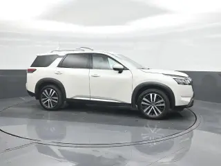 Nissan Pathfinder 2024 Platinum 4dr SUV