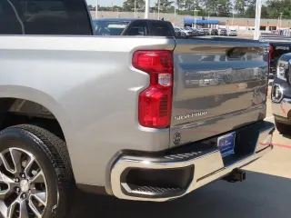 Chevrolet Silverado 1500 2024 4x2 LT 4dr Crew Cab 5.8 ft. SB
