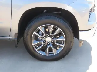 Chevrolet Silverado 1500 2024 4x2 LT 4dr Crew Cab 5.8 ft. SB