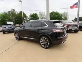 Lincoln Nautilus 2023 AWD Reserve 4dr SUV