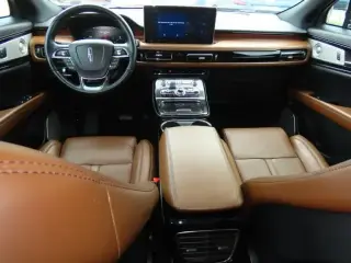 Lincoln Nautilus 2023 AWD Reserve 4dr SUV