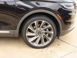 Lincoln Nautilus 2023 AWD Reserve 4dr SUV