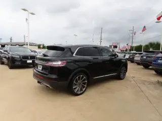 Lincoln Nautilus 2023 AWD Reserve 4dr SUV