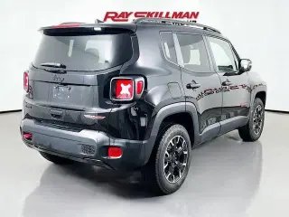 Jeep Renegade 2023 4x4 Trailhawk 4dr SUV
