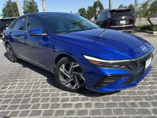 Hyundai ELANTRA 2024 Limited 4dr Sedan