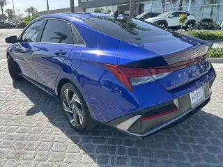 Hyundai ELANTRA 2024 Limited 4dr Sedan