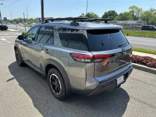 Nissan Pathfinder 2024 AWD Rock Creek 4dr SUV