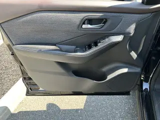 Nissan Rogue 2022 AWD SV 4dr Crossover
