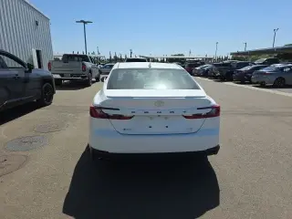 Toyota Camry 2026 SE 4dr Sedan