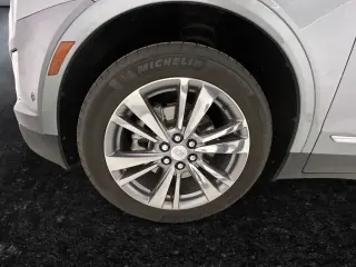Cadillac XT5 2024 4x4 Premium Luxury 4dr SUV