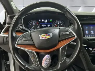Cadillac XT5 2024 4x4 Premium Luxury 4dr SUV