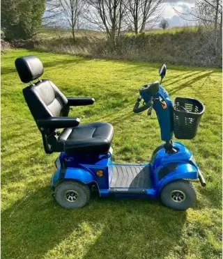 Used Quingo Pus mobility scoot