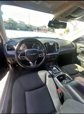 2018 Chrysler 300 Touring