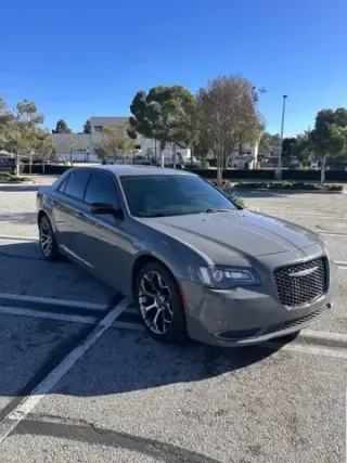 2018 Chrysler 300 Touring