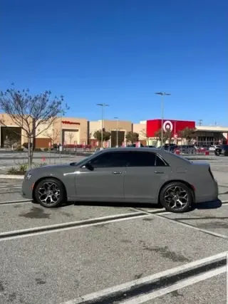 2018 Chrysler 300 Touring