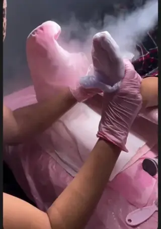 Uñas pedicura  y manicura