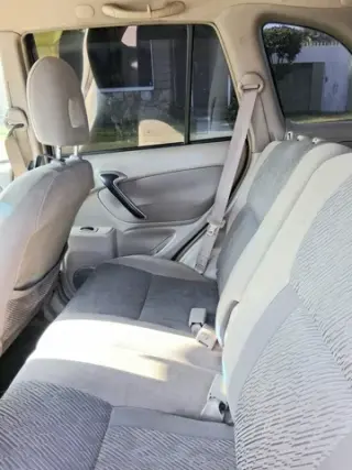 2003 Toyota rav4