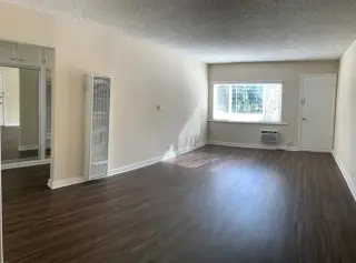 Cozy 1-Bedroom and 1-Bathroom