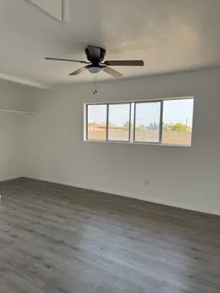 South Gate-2BR,1.5Bath, 2Park