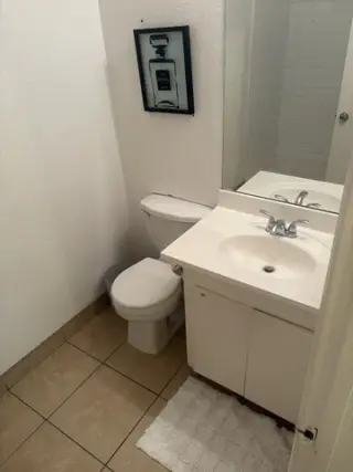 Cuarto privado con baño