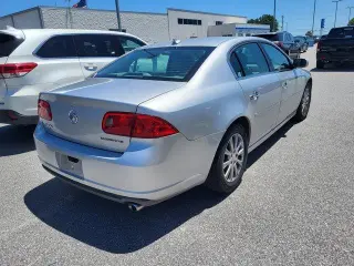 Buick Lucerne 2011 CX 4dr Sedan