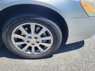 Buick Lucerne 2011 CX 4dr Sedan