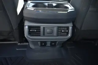 Ford F-150 Lightning 2024 AWD XLT 4dr SuperCrew 5.5 ft. SB