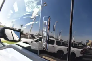 Ford F-150 Lightning 2024 AWD XLT 4dr SuperCrew 5.5 ft. SB