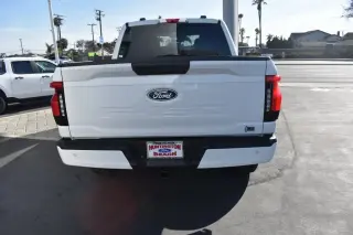 Ford F-150 Lightning 2024 AWD XLT 4dr SuperCrew 5.5 ft. SB