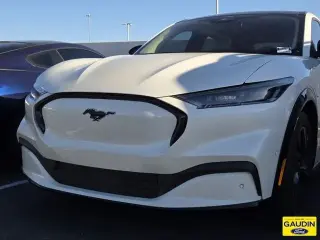 Ford Mustang Mach-E 2023 Premium 4dr SUV
