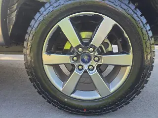 Ford F-150 2015 4x4 Lariat 4dr SuperCrew 5.5 ft. SB