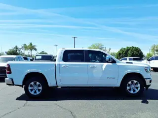 Ram 1500 2022 4x4 Laramie 4dr Crew Cab 5.6 ft. SB Pickup