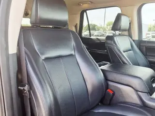 Ford Expedition 2023 4x2 XLT 4dr SUV