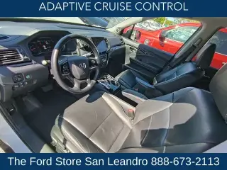 Honda Pilot 2020 AWD Touring 4dr SUV w/Rear Captain's Chairs