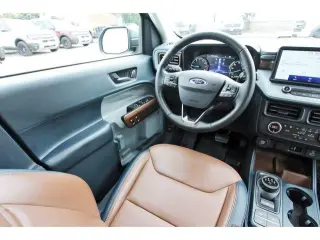Ford Maverick 2022 AWD Lariat 4dr SuperCrew 4.5 ft. SB