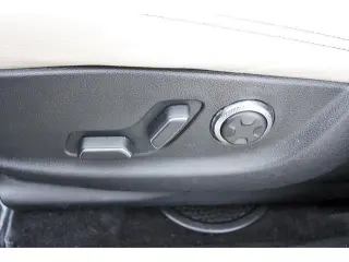 Genesis GV70 2023 AWD 2.5T Standard 4dr SUV