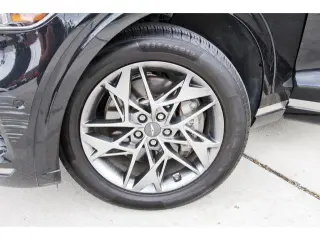 Genesis GV70 2023 AWD 2.5T Standard 4dr SUV