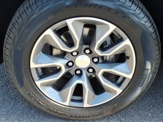 Chevrolet Tahoe 2022 4x4 LT 4dr SUV