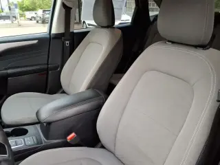 Ford Escape 2022 SE 4dr SUV