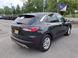 Ford Escape 2022 SE 4dr SUV