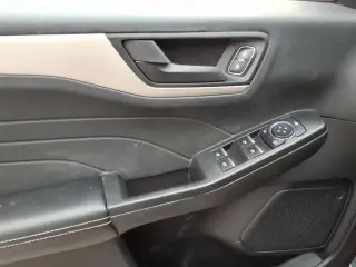 Ford Escape 2022 SE 4dr SUV