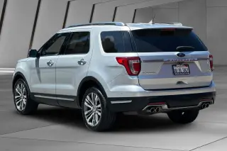 Ford Explorer 2019 AWD Platinum 4dr SUV