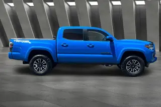 Toyota Tacoma 2021 4x4 TRD Sport 4dr Double Cab 5.0 ft SB 6M