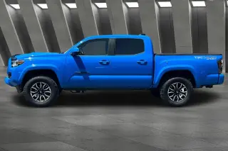 Toyota Tacoma 2021 4x4 TRD Sport 4dr Double Cab 5.0 ft SB 6M