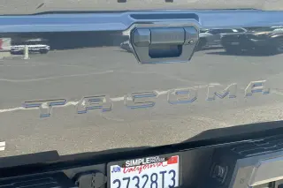 Toyota Tacoma 2025 4x4 SR5 4dr Double Cab 5.0 ft SB