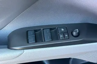 Toyota Camry Hybrid 2024 SE 4dr Sedan