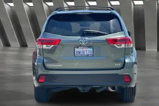 Toyota Highlander 2019 XLE 4dr SUV